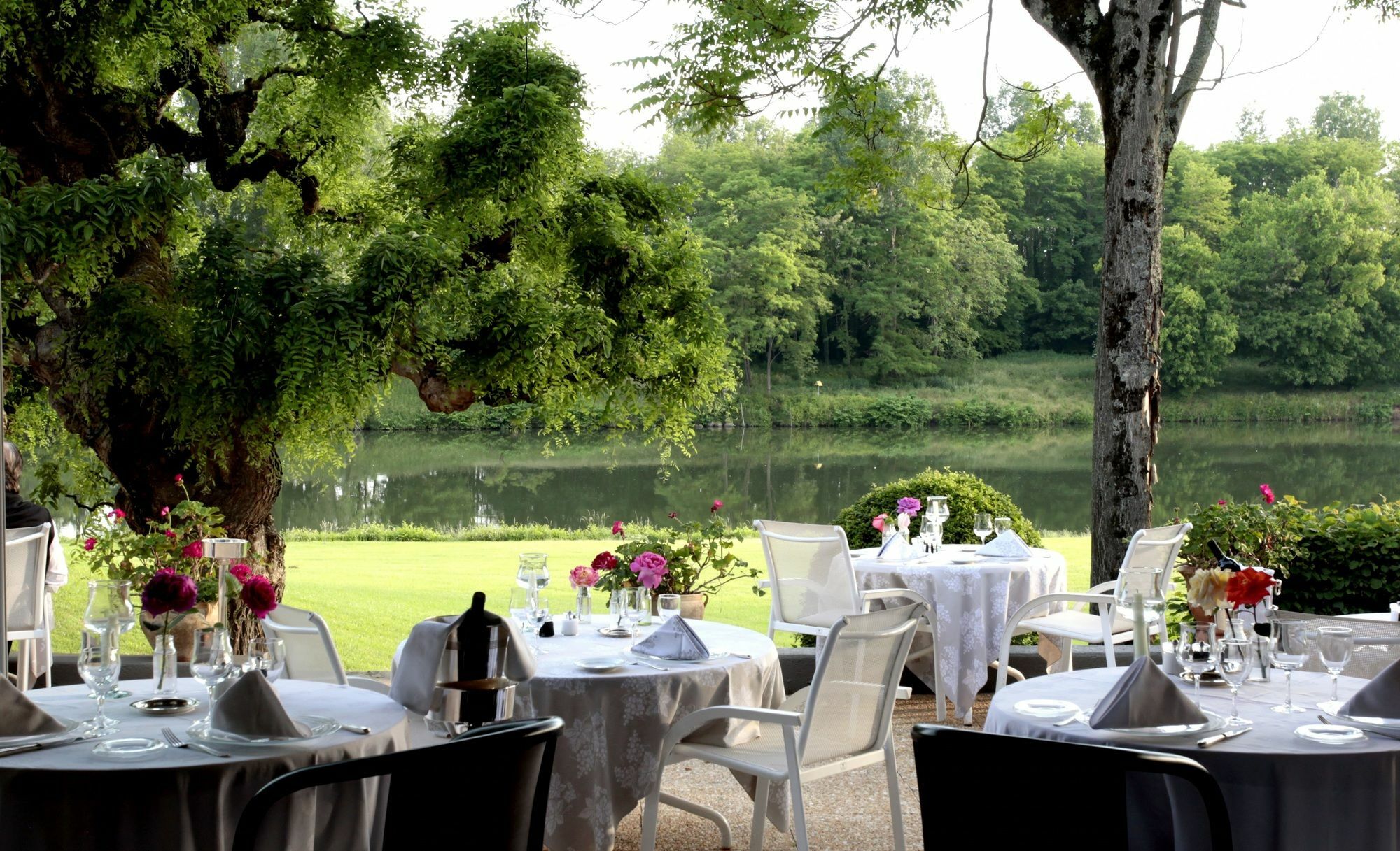 La Reserve Albi Hotel Restaurant Exterior photo